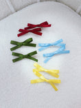 Load image into Gallery viewer, House Bow Mini Hair Clip Set