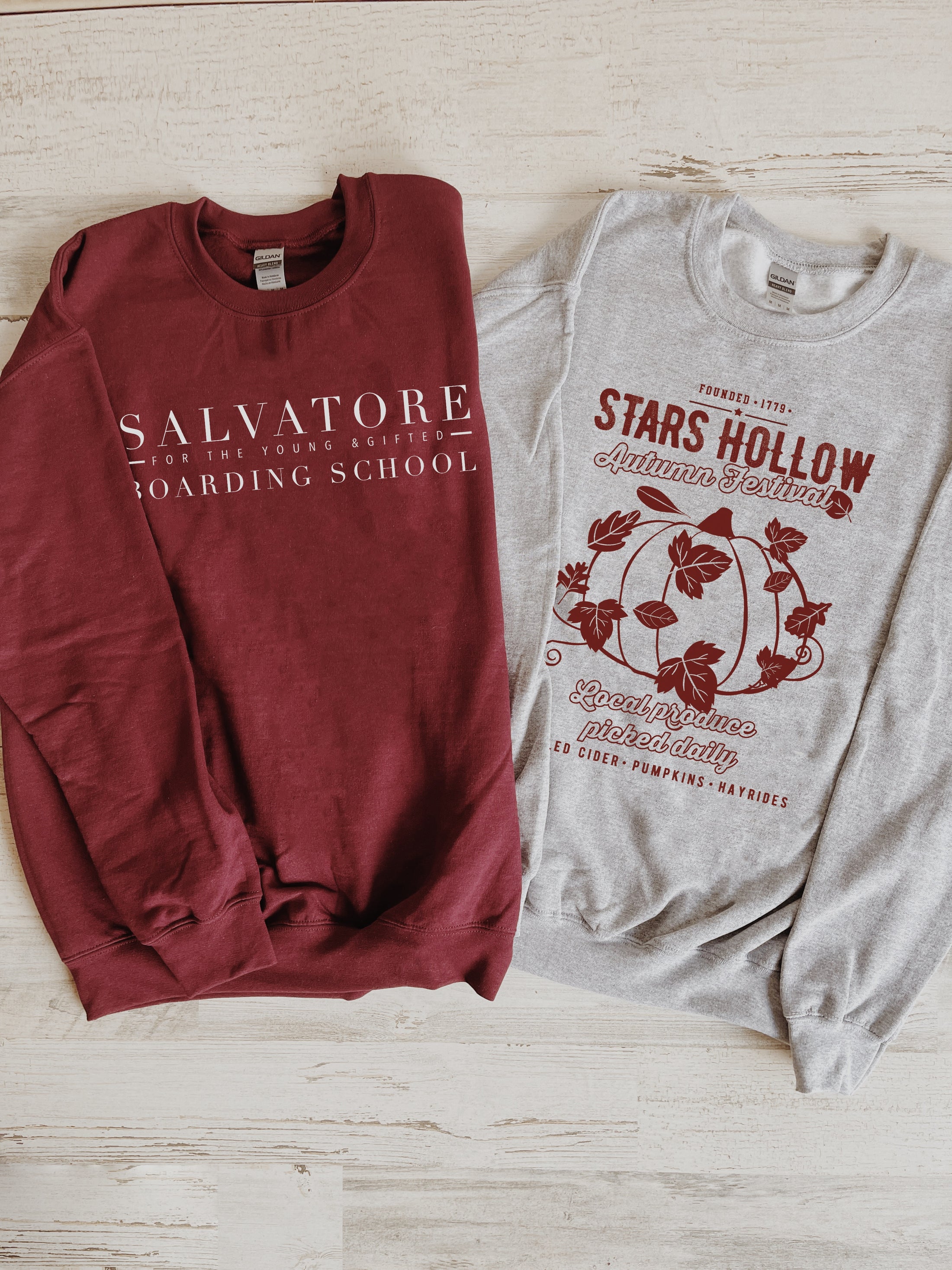 Stars Hollow Autumn Festival Graphic Sweatshirt/Hoodie